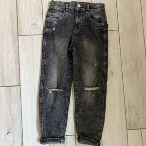 Zara Relaxed Fit Jeans